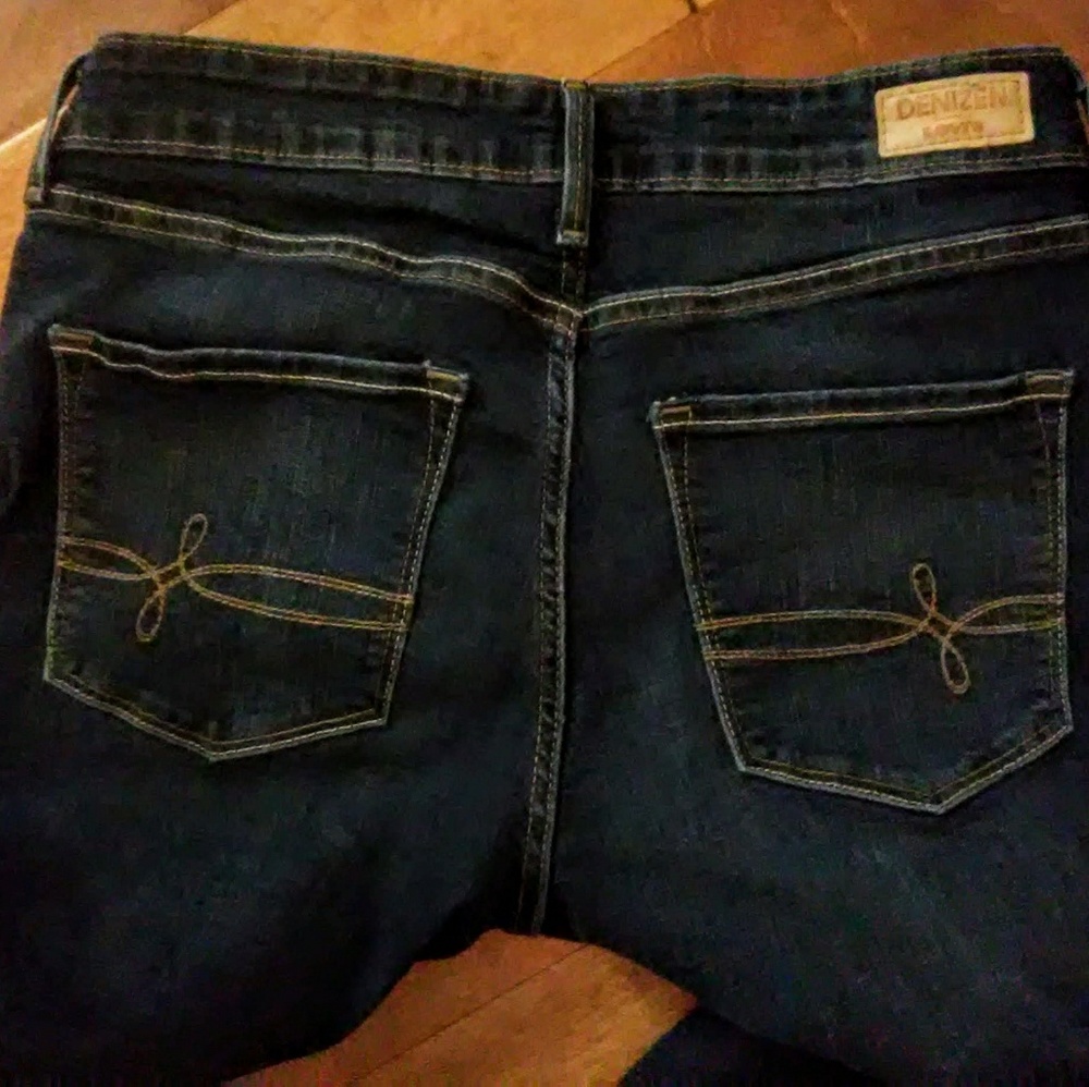 Denizen by Levi Womens sz 6M Jeans